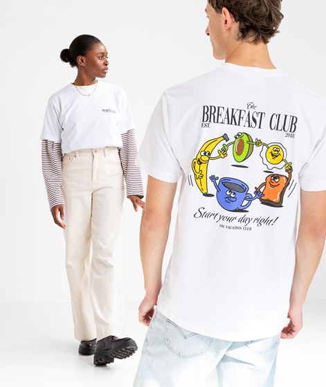 ON VACATION Breakfast Club T-Shirt Wei